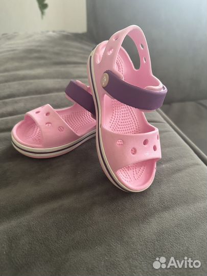 Сандали crocs c8