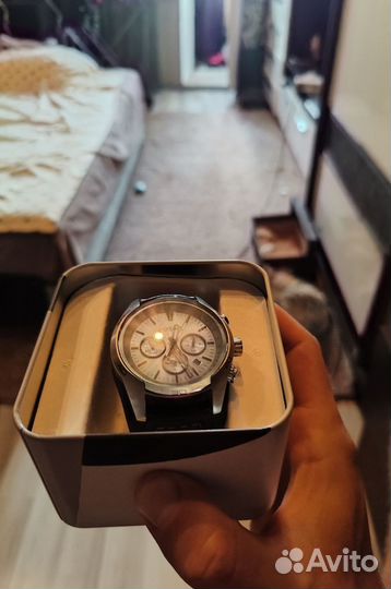Fossil CH2564