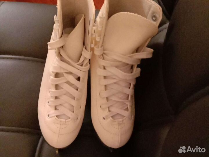 Коньки фигурные