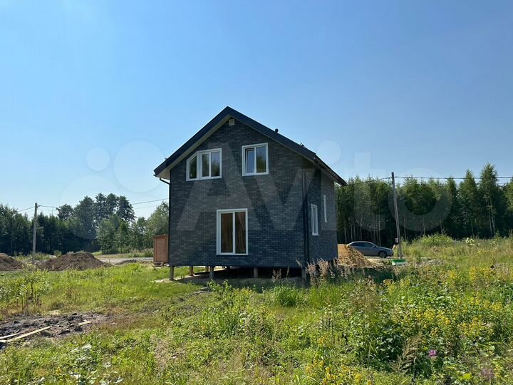 Дом 98,5 м² на участке 6 сот.