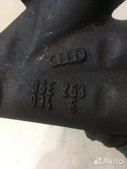 Коллектор выпускной правый левый Ауди А6 С6 3.2