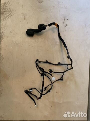 Проводка двери передней правой на Kia Rio 3