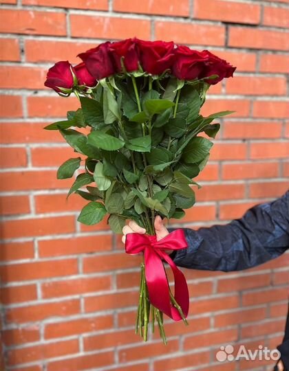 Купить букет красные розы от 15 роз цветы букет