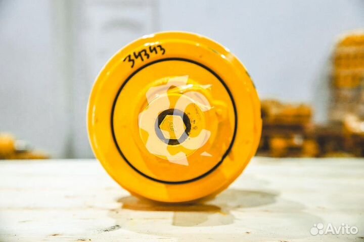 Каток поддерживающий D65EX-16 GE