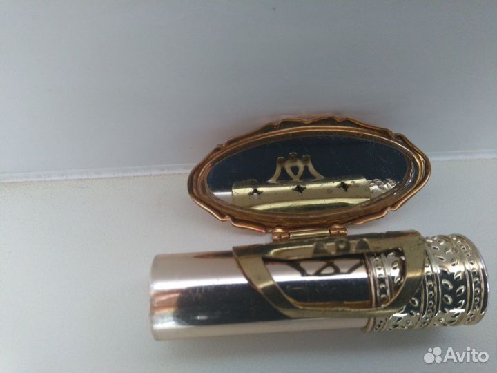 Винтажный футляр для губной помады