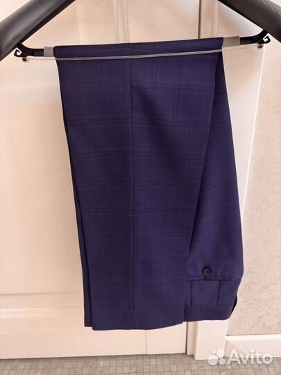 Мужской классический костюм 48 размер