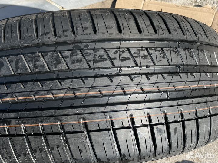 Michelin Pilot Sport 3 235/45 R18