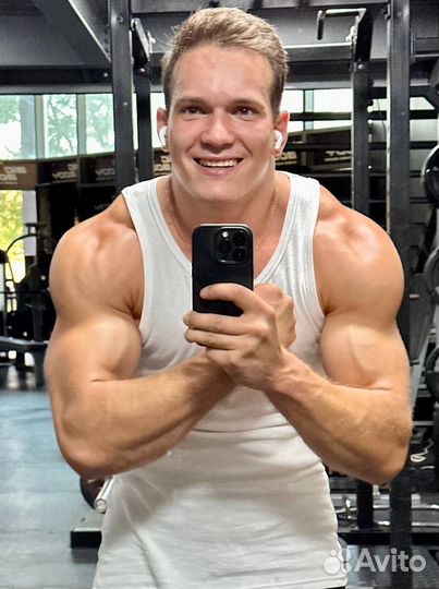 Абонемент в фитнес клуб с бассейном