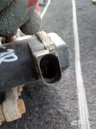 Суппорт задний правый Audi A5 купе 3.2 2008