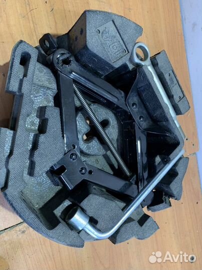 Набор инструментов Subaru Legacy Outback