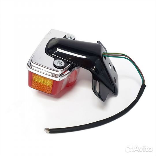 Стоп сигнал в сборе с креплением delta (красный)