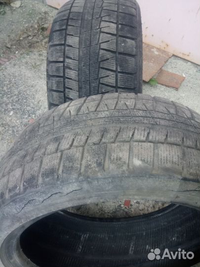 Bridgestone Blizzak Revo GZ 245/40 R18