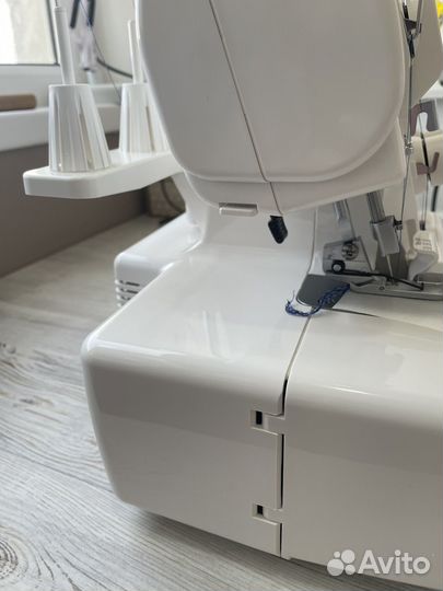 Оверлок janome 210d