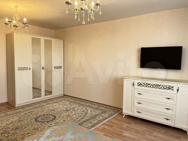 2-к. квартира, 68,4 м², 10/10 эт.