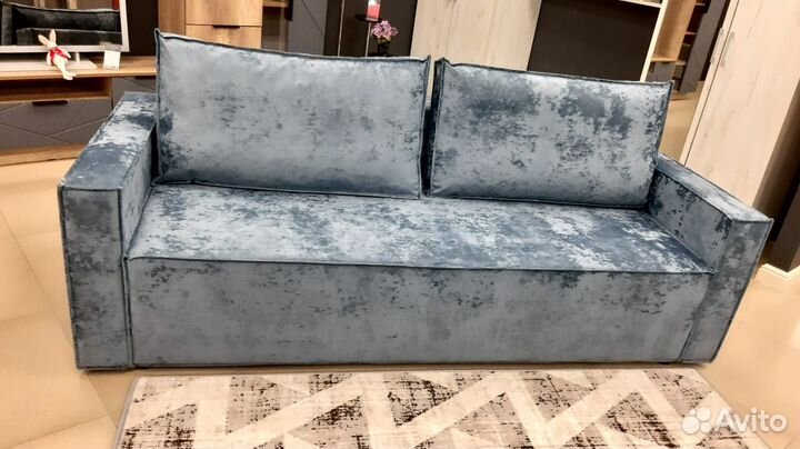 Новый прямой диван