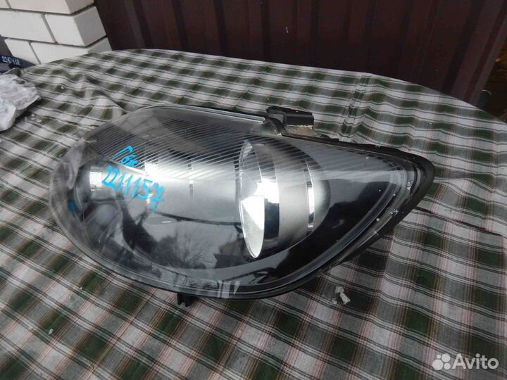 Фара левая Volkswagen Golf Plus 2 поколение (2009