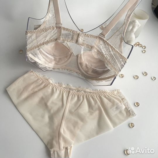 Комплект нижнего белья 75D пуш ап/44 Simone Perele