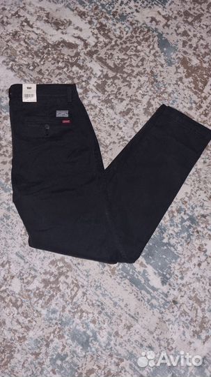 Чиносы levis 31x32