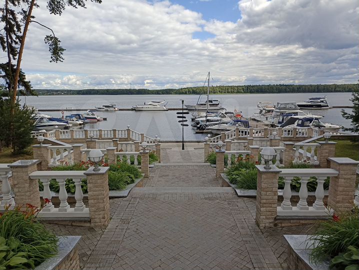 Таунхаус 545,2 м² на участке 5,4 сот.