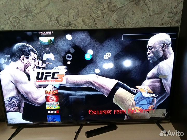 Sony PS3 super slim(500гб) + игры и геймпад