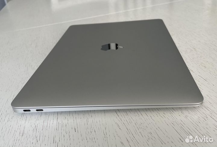 Apple MacBook Air 13,3 2020 i3 8GB/256GB Silver