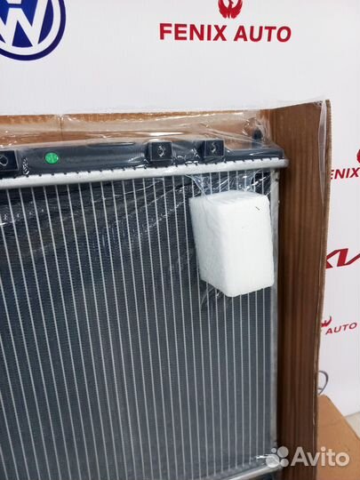 Радиатор охлаждения Mitsubishi Lancer 9 2003-2010