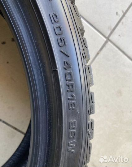 Goodyear UltraGrip 205/40 R18 86W