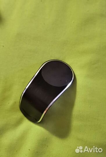 Держатель для телефона в машину