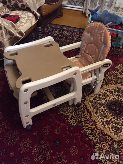 Столик для кормления