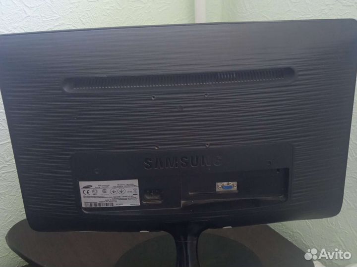 Монитор 60hz-герч Samsung B2330H LCD Monitor