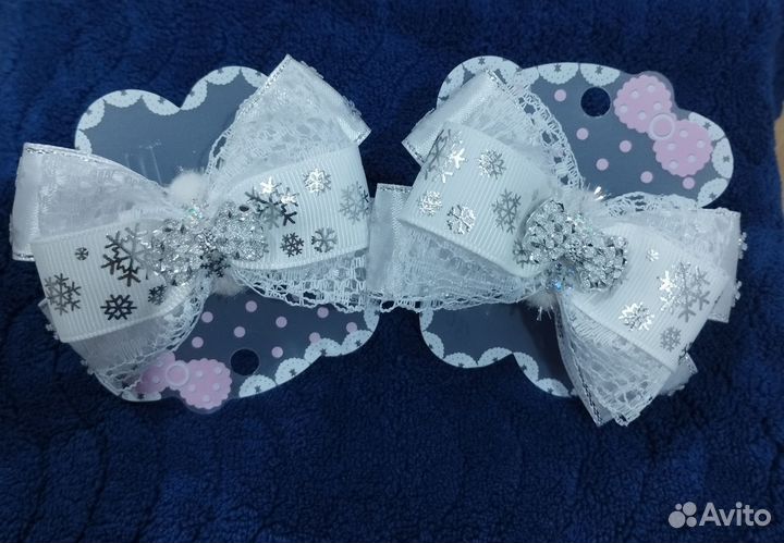 Бантики для волос белые