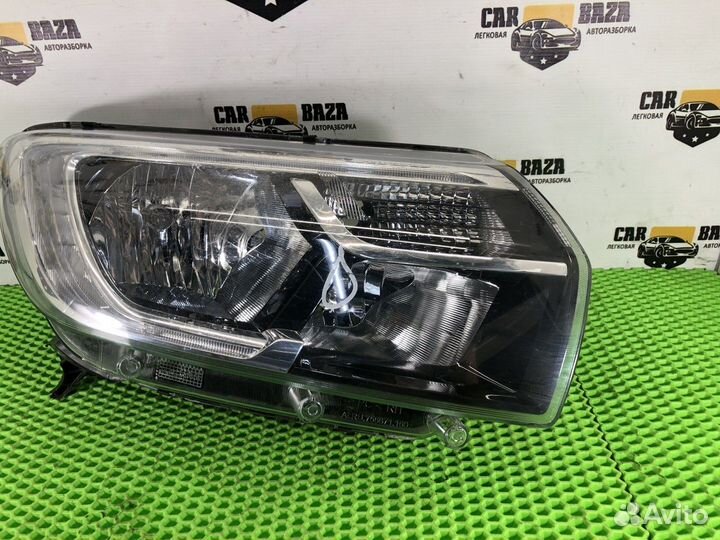 Фара правая R Renault Logan, Renault Sandero