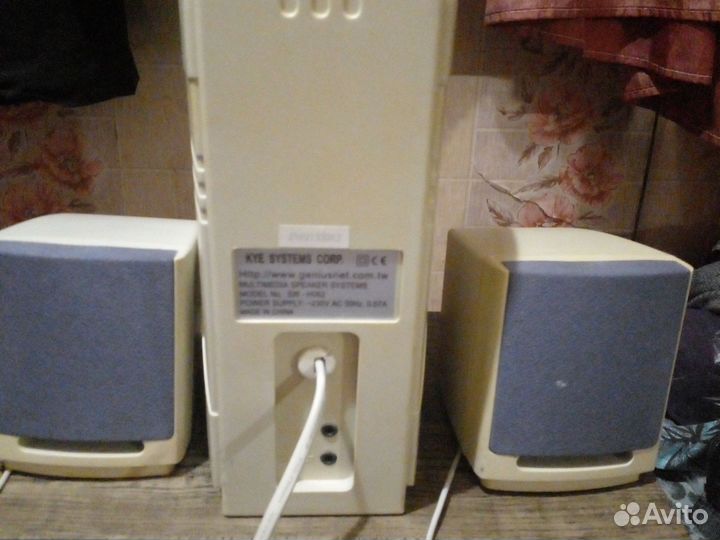 Акустика для компьютера 2.1