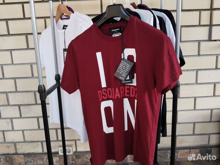 10 мужских футболок