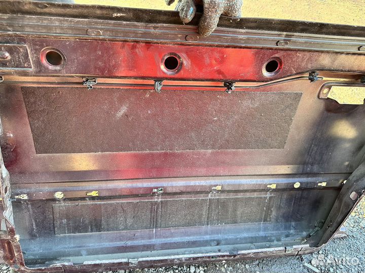 Правая передняя дверь audi A6 C4