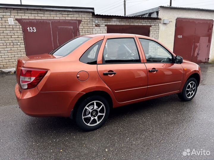 LADA Granta 1.6 МТ, 2014, 121 000 км
