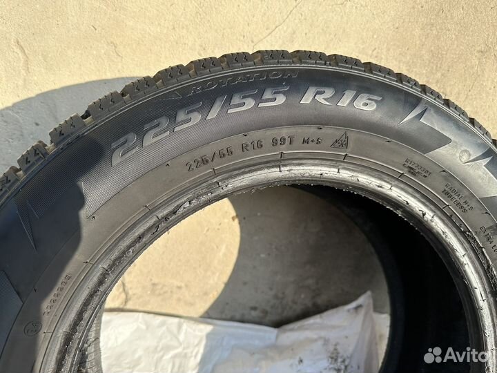 Pirelli Ice Zero 2 225/55 R16 99T