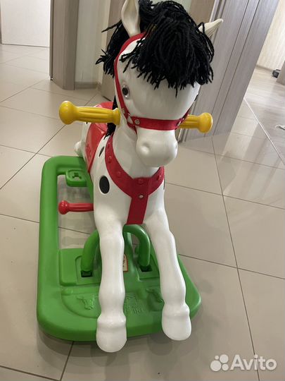 Лошадь качалка