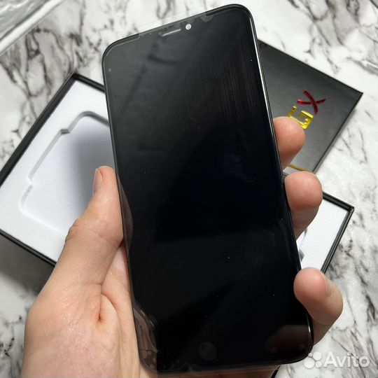 Дисплей iPhone X