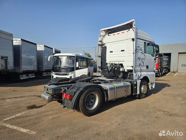 Sinotruk ZZ4257N324WE1, 2022