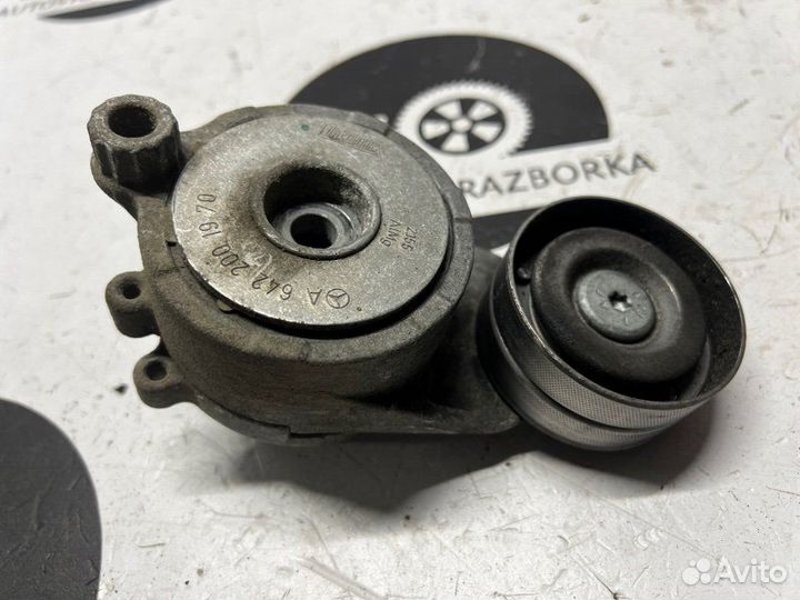 Натяжитель ремня Mercedes-Benz X-Class W470 OM642