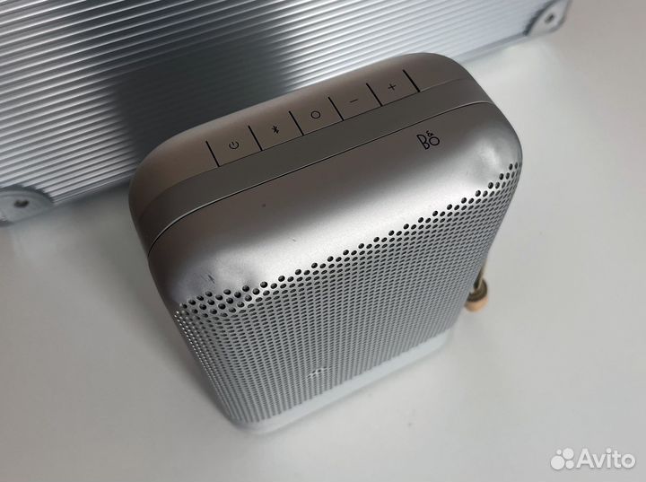 Bang & Olufsen Beoplay P6