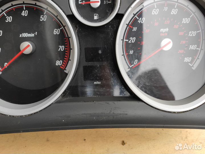 Панель приборов Spot Бензин АКПП ркпп Opel Astra H