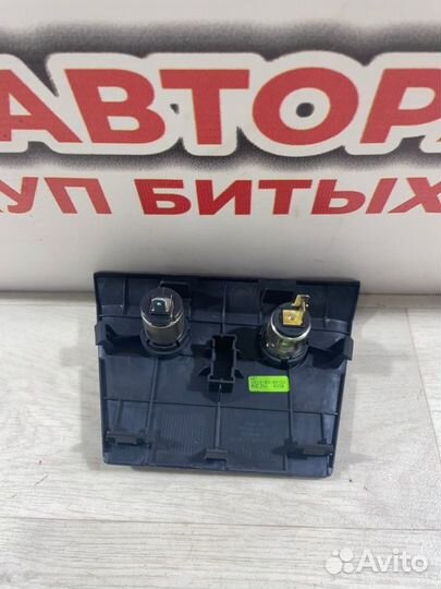 Розетка Kia Rio 3 седан 2013