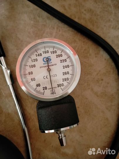 Фонендоскоп,груша,манометр