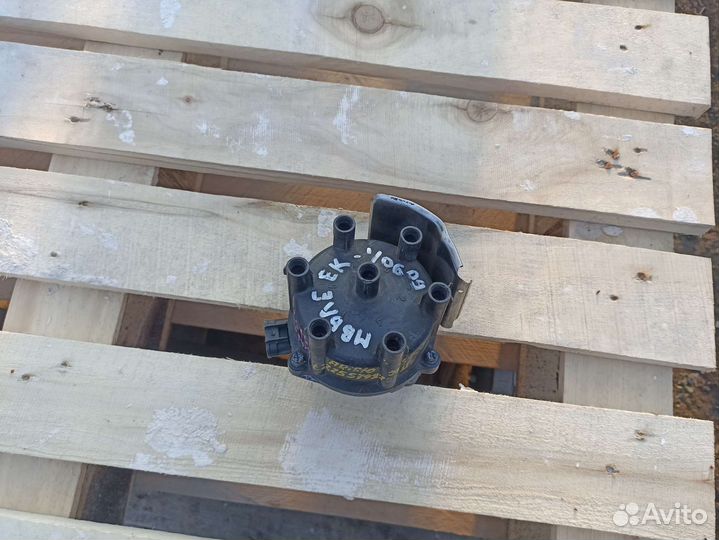 Трамблер Toyota crown 141