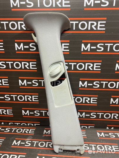 Обшивка стойки левая Mercedes-Benz M-Class W163