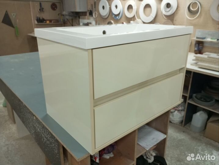 Тумба подвесная в ванную