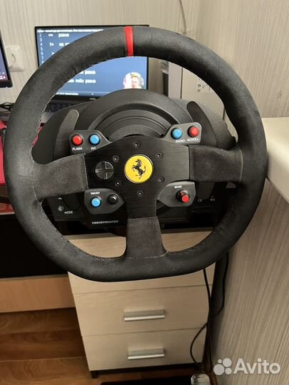 Игровой руль Thrustmaster t300 Alcantara edition