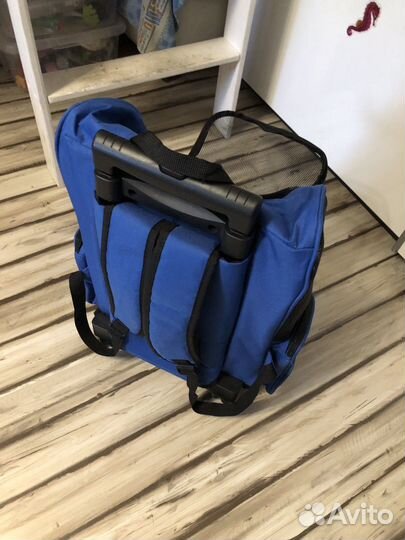 Рюкзак-переноска на колесиках